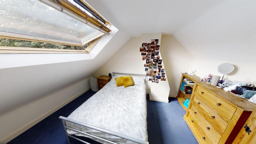 2-Harcourt-Crescent-Sheffield-S10-09192020_082918.