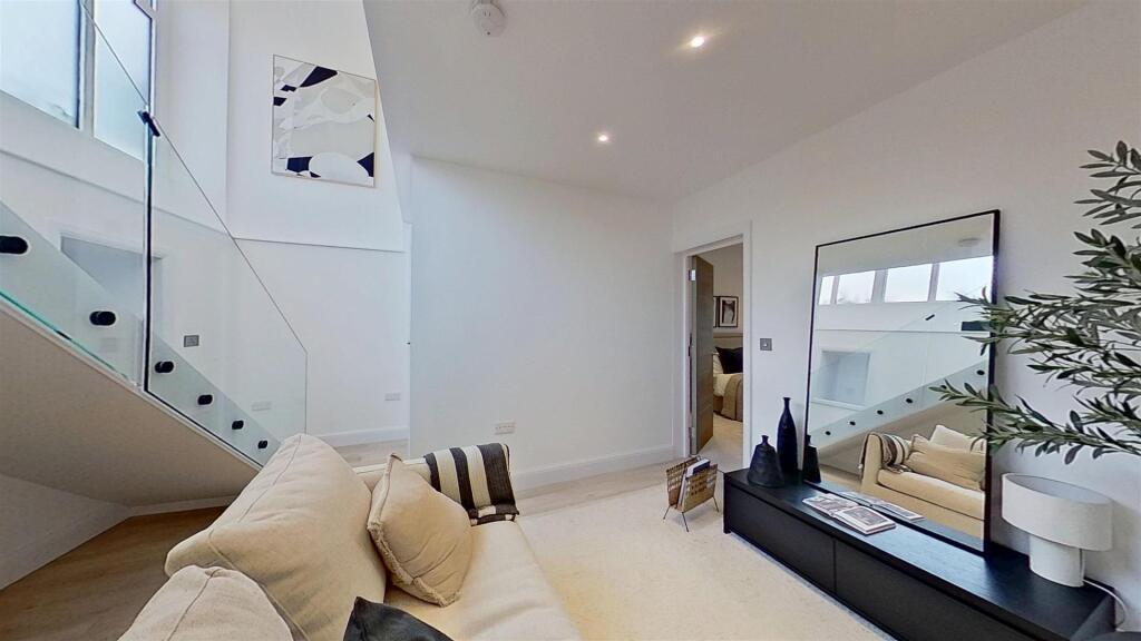 178-Mitcham-Road-Tooting-SW17-08092025_121336.jpg