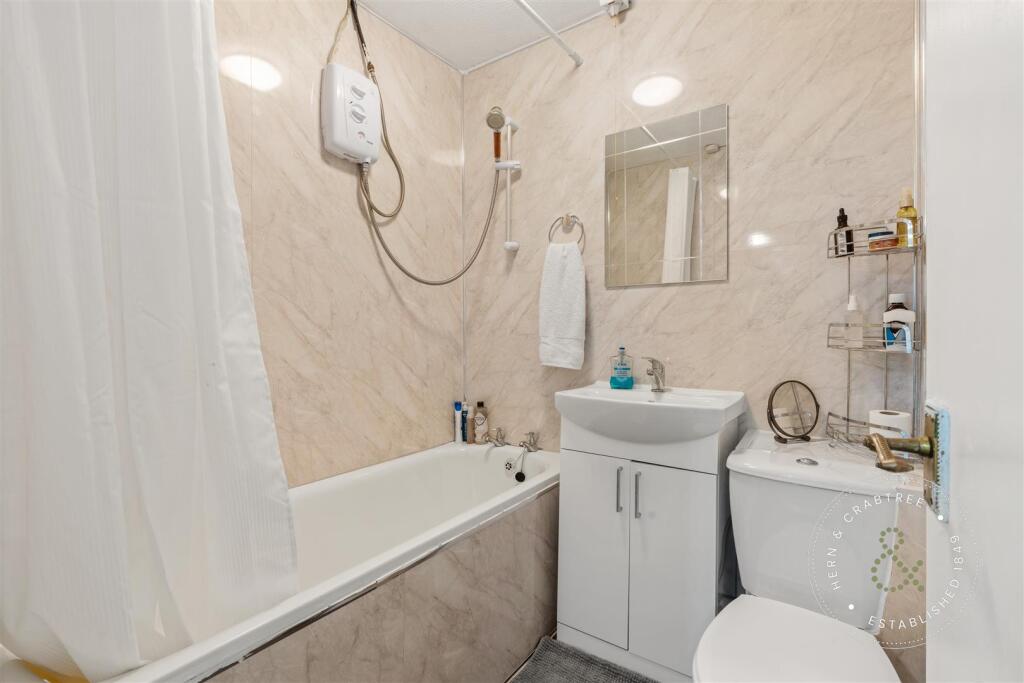 The Hawthorns (15).jpg