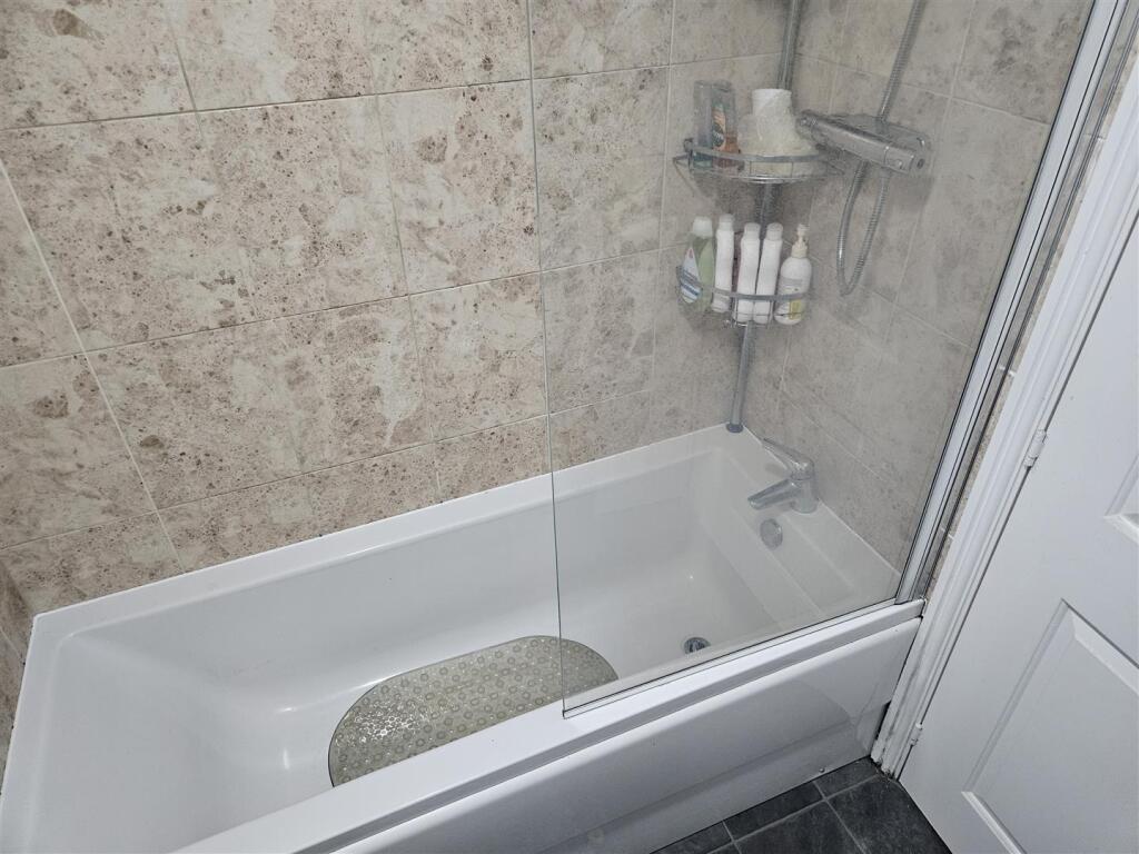 Bathroom W.C.