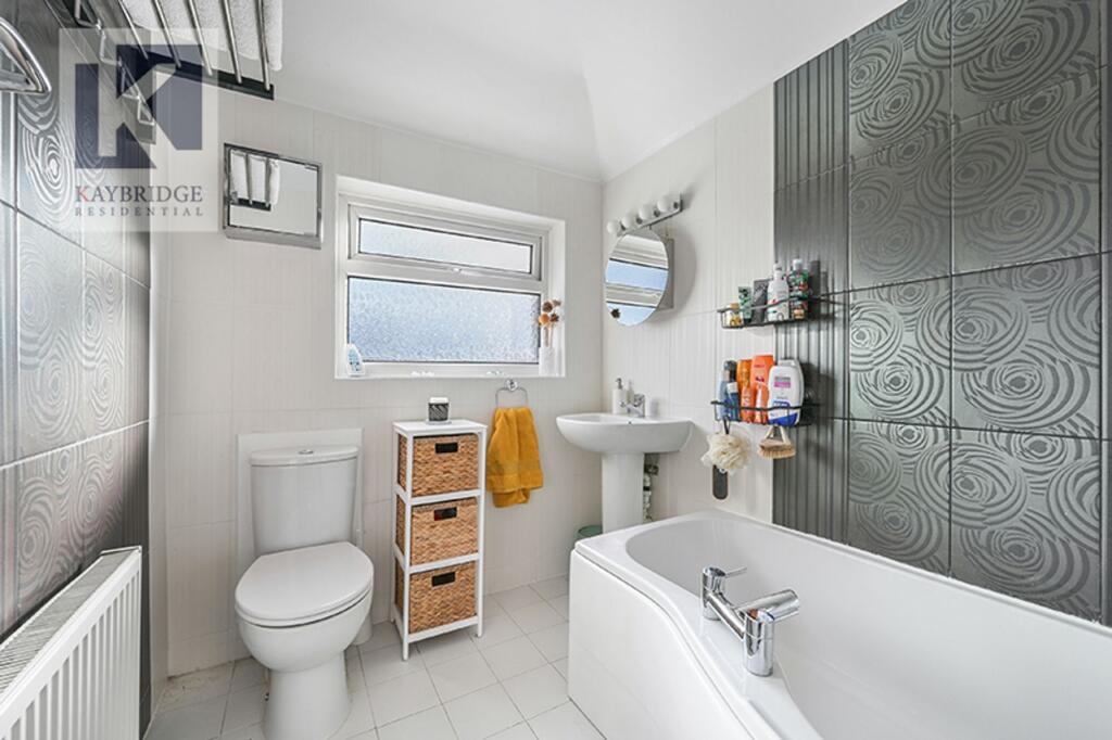 Ruxley Lane, Epsom - KT19 9EX