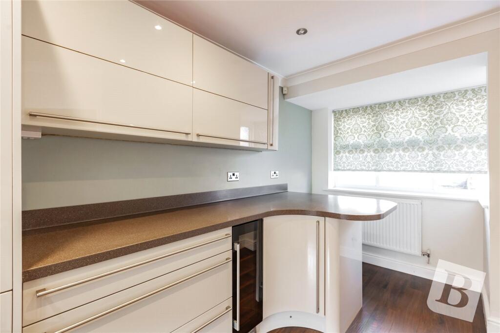 Kitchen/Breakfast Rm