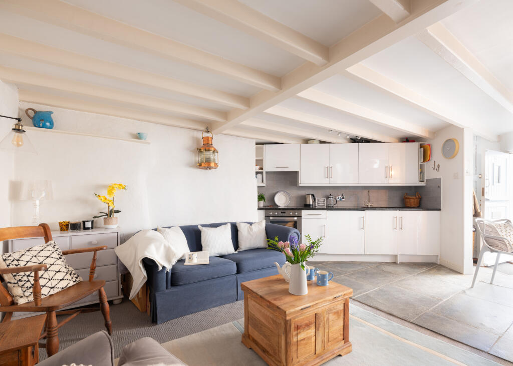 680a3557f4110_Seagull Cottage NEW-16