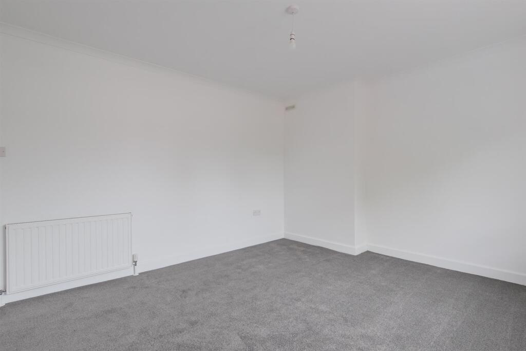 028-68 Butterburn Park, Hamilton ML36 SJ.jpg