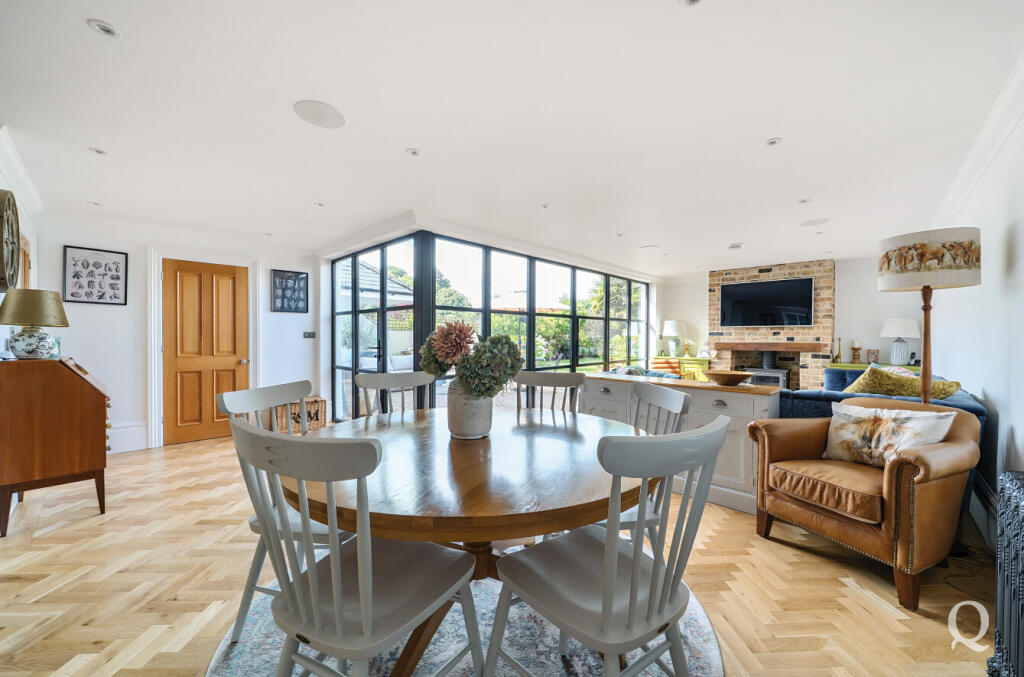 bfc4d21c-51e1-4e5...