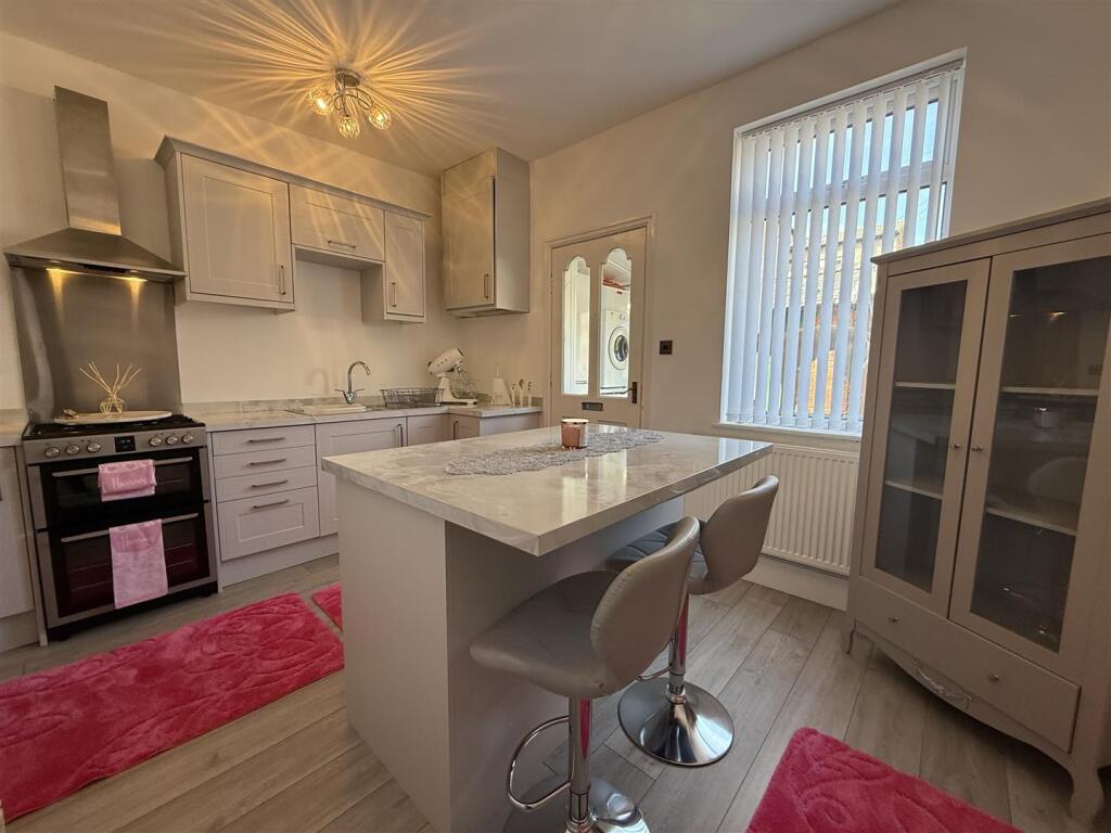 Kitchen Breakfast Room