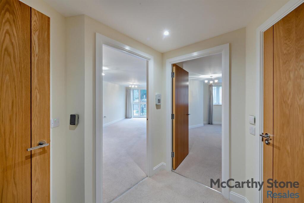 Entrance Hall:
