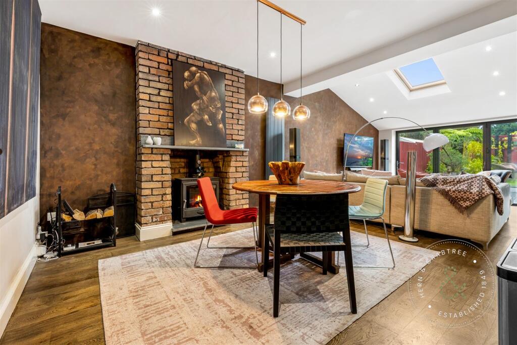 Caerphilly Road (6).jpg