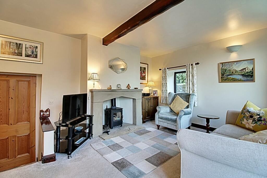 Sitting Room (2).jpg