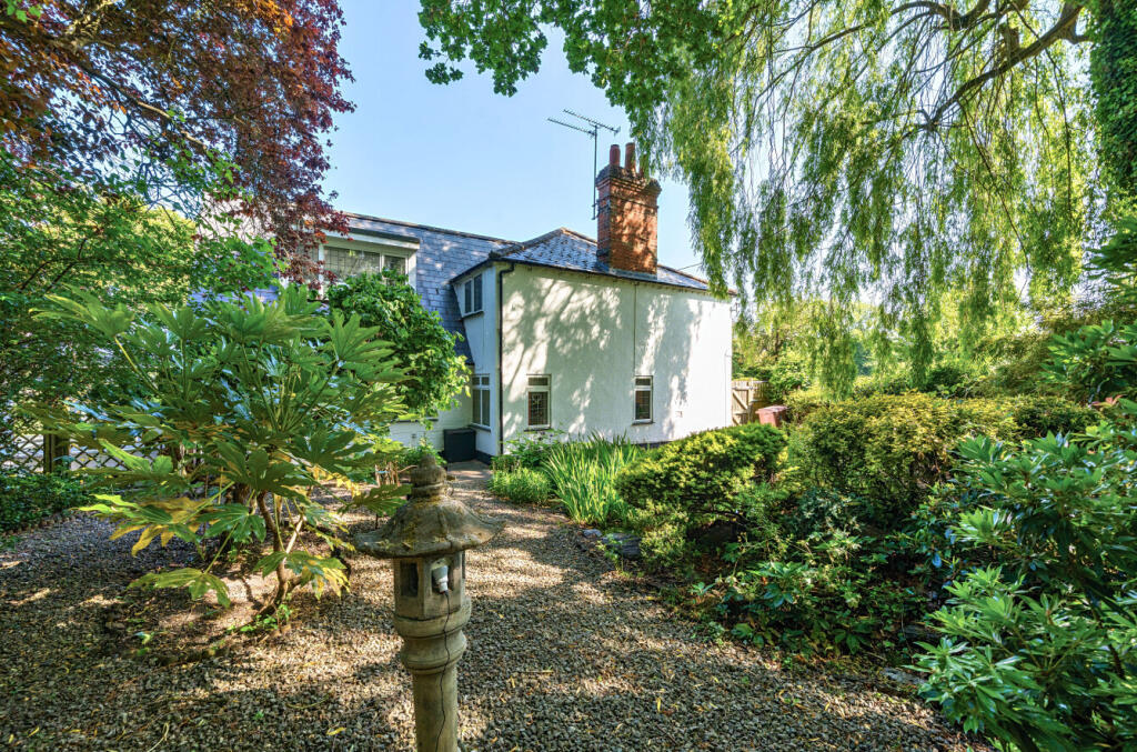 1298676-4-683039a...