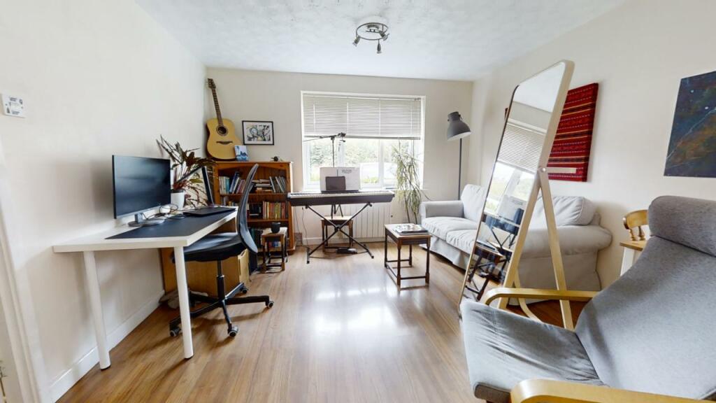 4-Tenterden-Crescent-08092024_104241