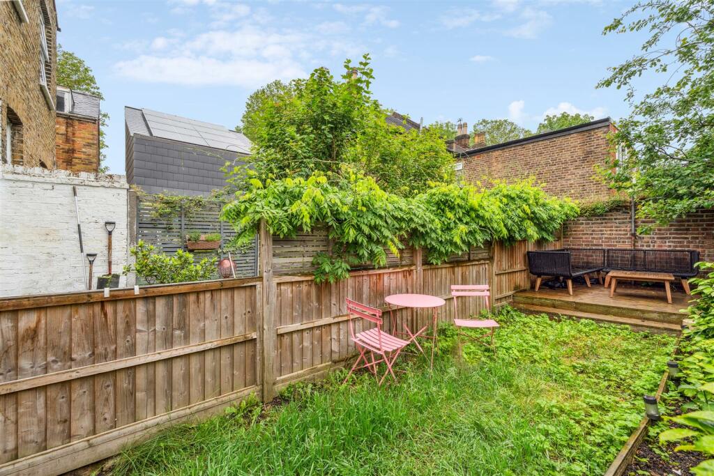 Avenue Road, W3 - FOR SALE