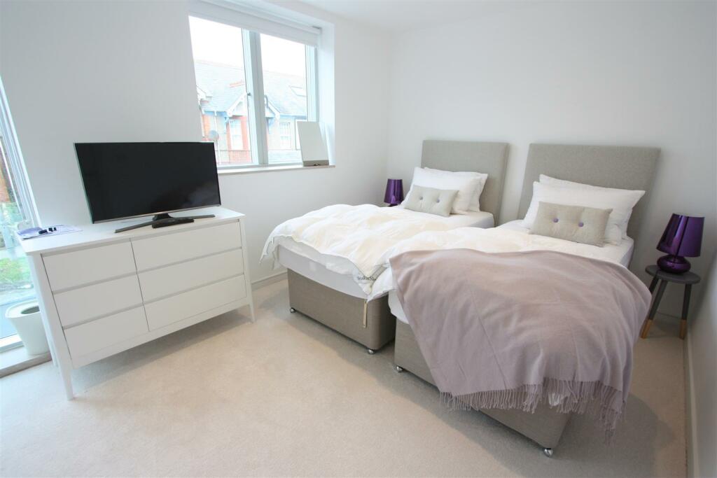 4 Towan Heights Bedroom 3