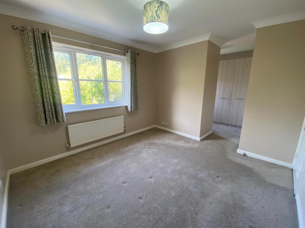 MASTER BEDROOM.jpg