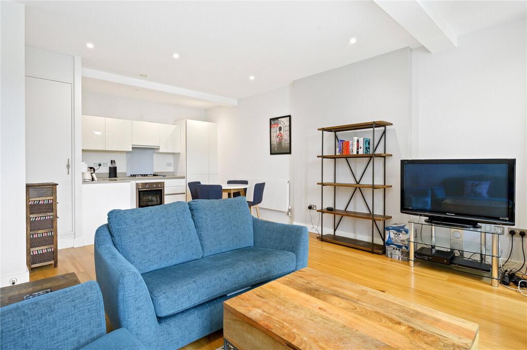 Reception/Kitchen