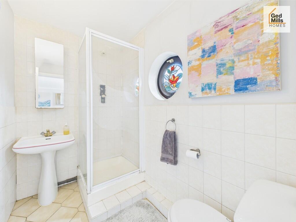 CAM04261G0-PR0054...