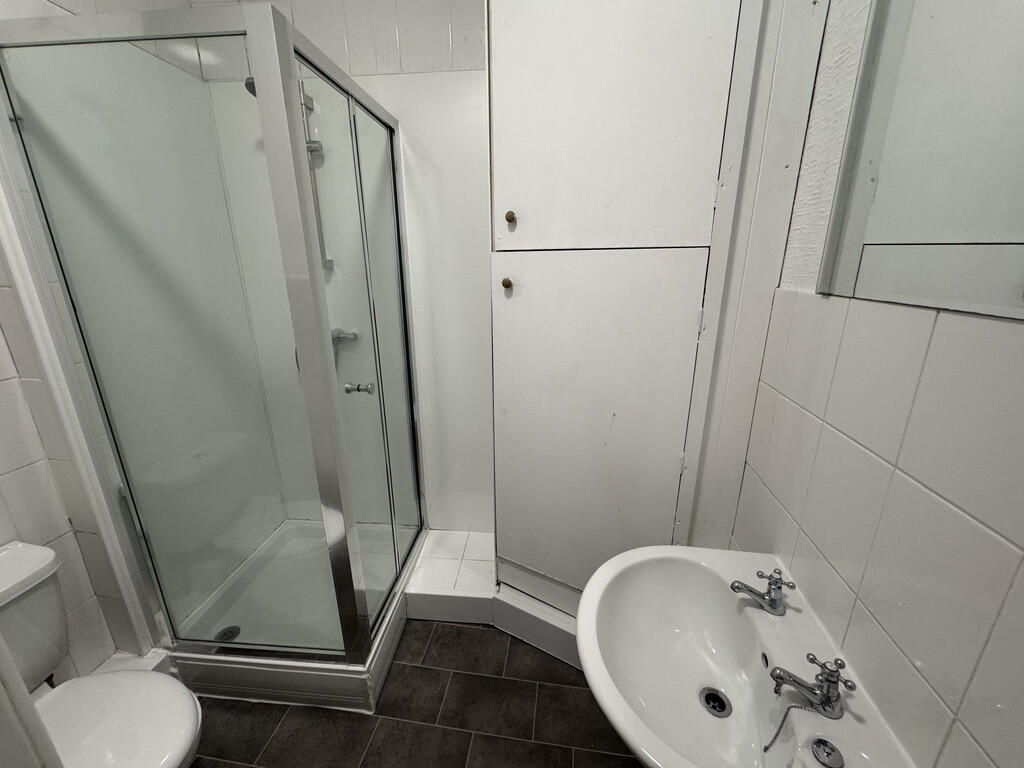 20250807_09345260...