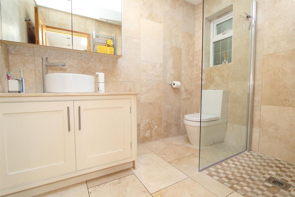 downstairs shower.jpg