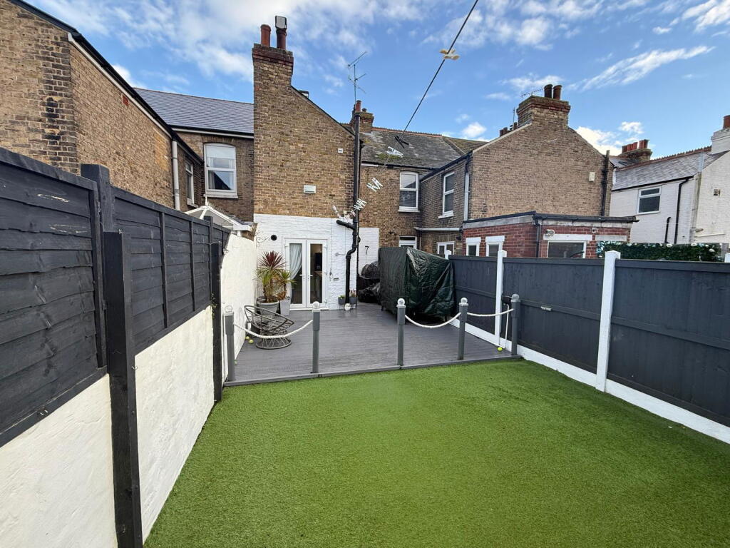 Hastings Avenue, Margate, CT9 2SG