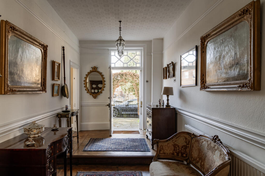 272941 - The Cottage 2.jpg