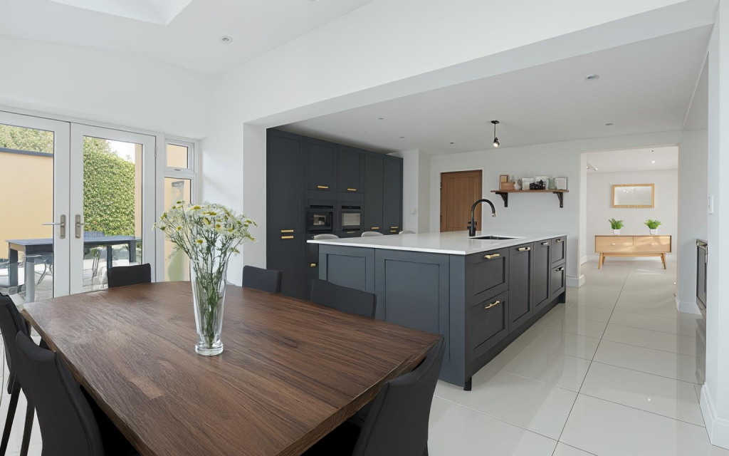 hd-download(1) copy 2.png