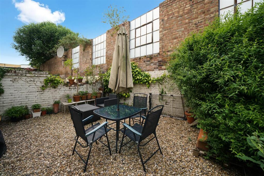 Shared garden