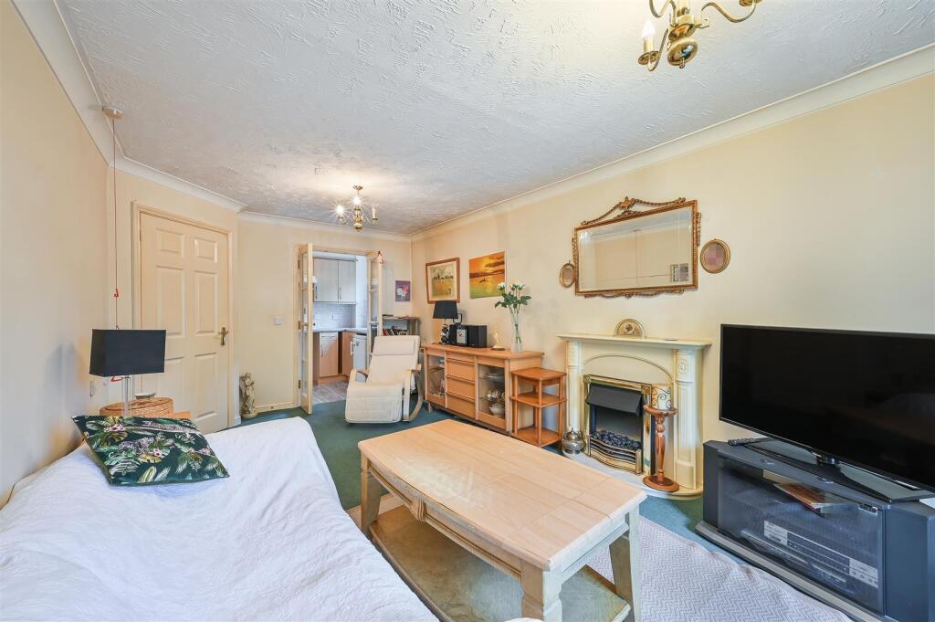 LAVENDER COURT, 8- (6).jpg