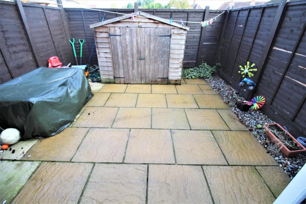 COURTYARD GARDEN