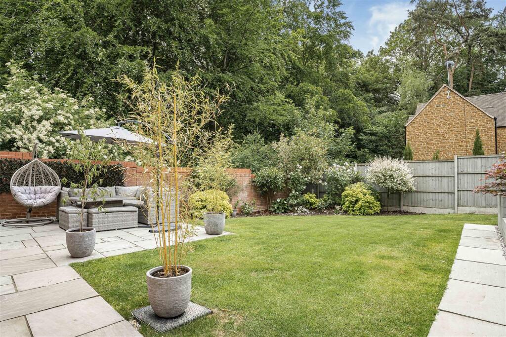 25 Drayson Way, Towcester (21).JPG