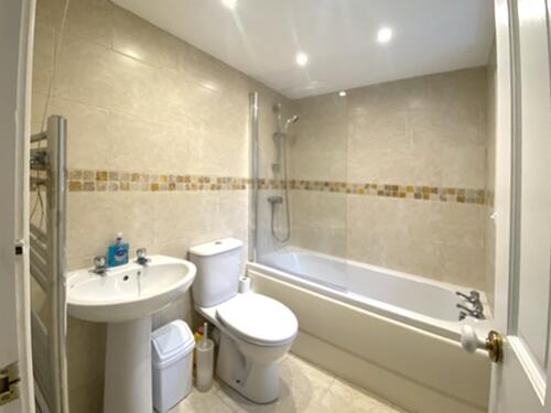 Bathroom 002