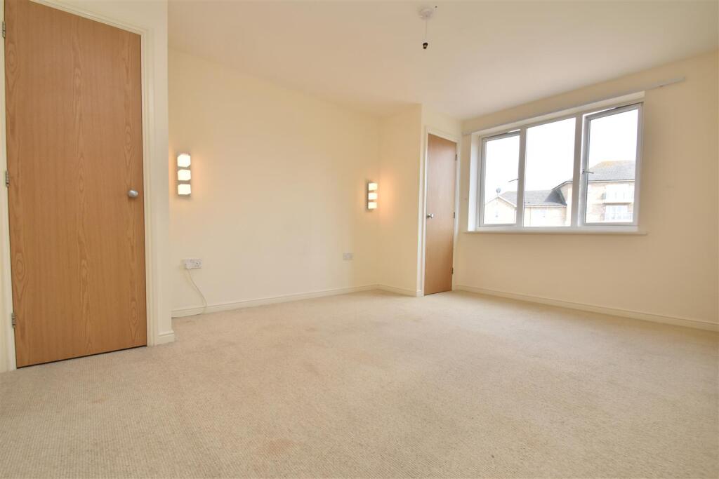 99 Branagh Court (5).JPG