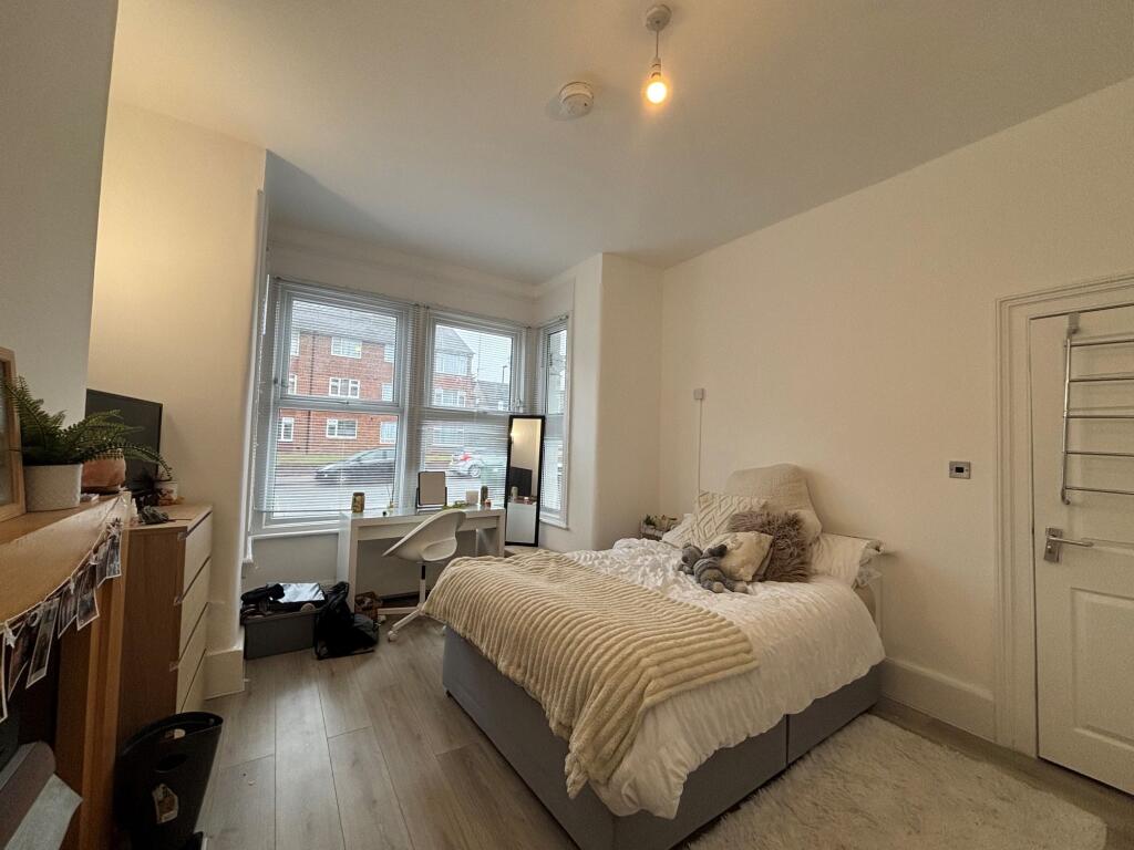 Room 8
