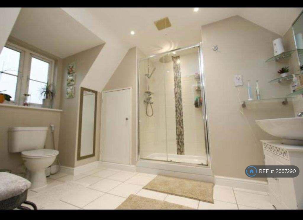 Top Floor Bathroom
