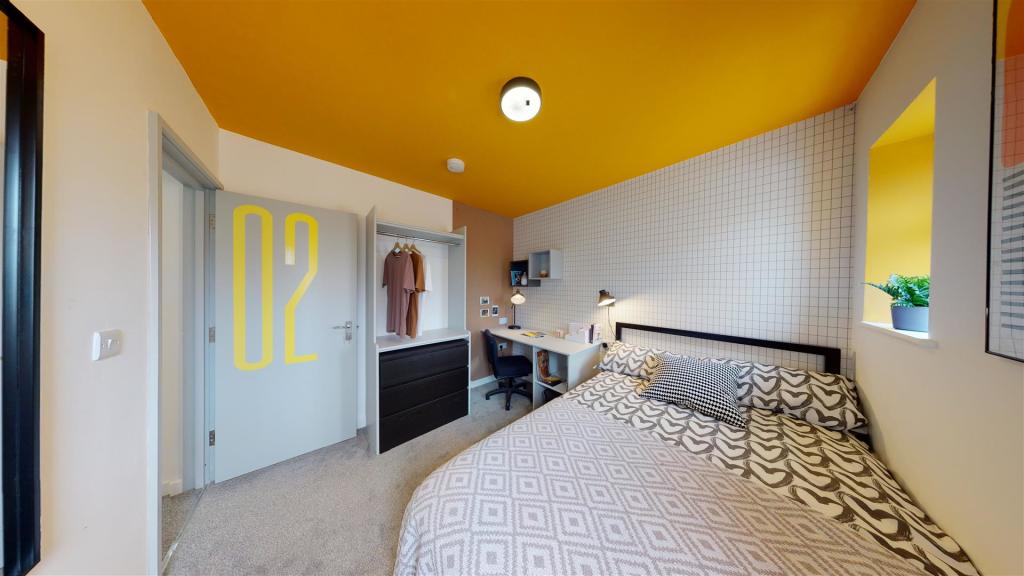 Bed 2 .jpg