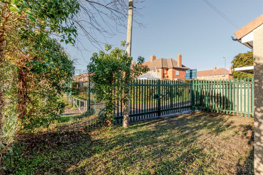 Garage, Sea Mills 7.jpg