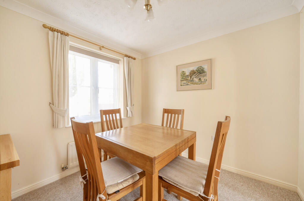 1343369-19-68ada2...