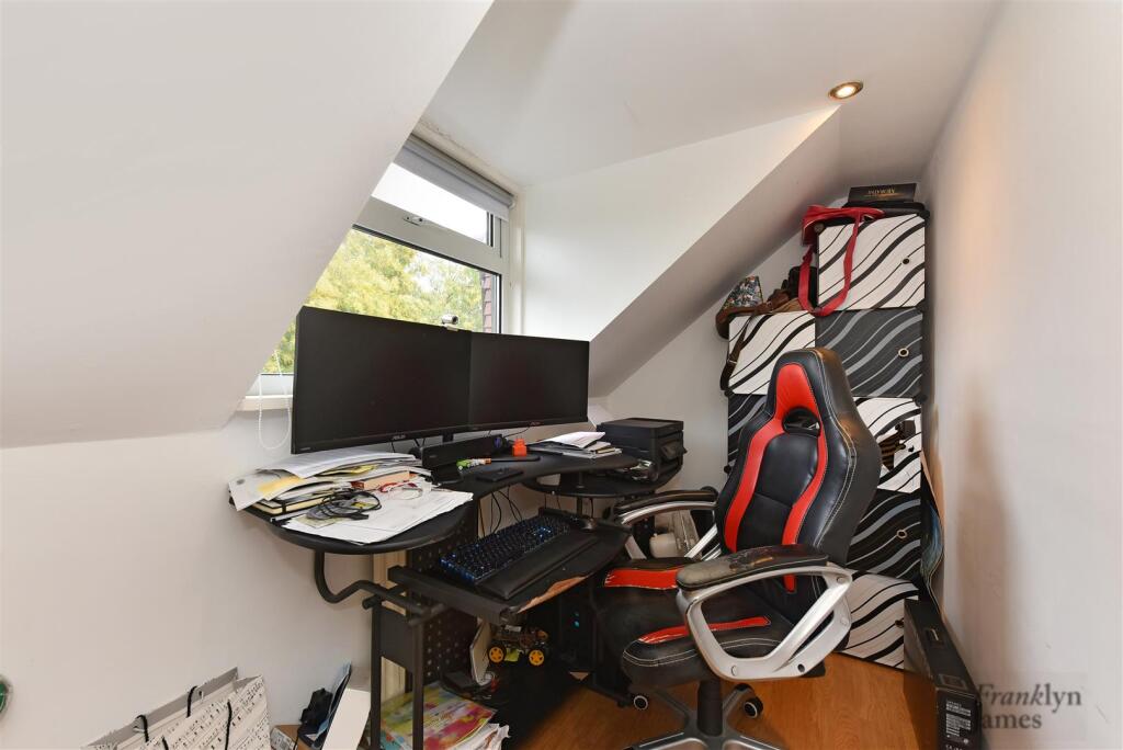 Hesperus Crescent (15).JPG