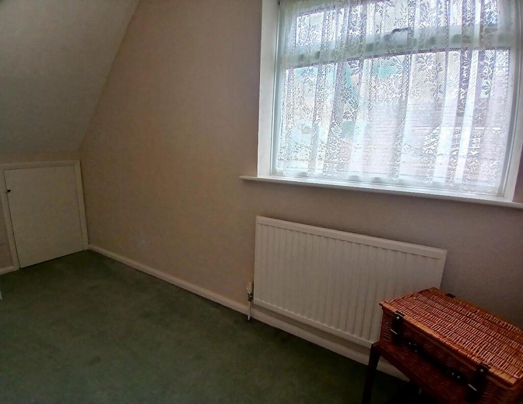Bed 3.jpg