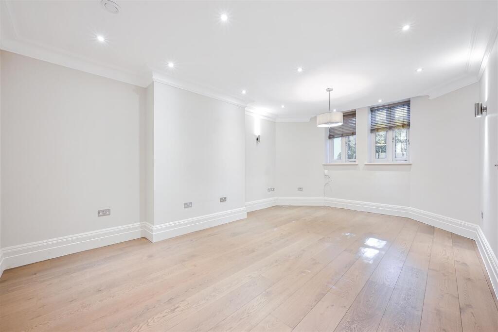 LANCASTER ROAD, 33 (13).jpg