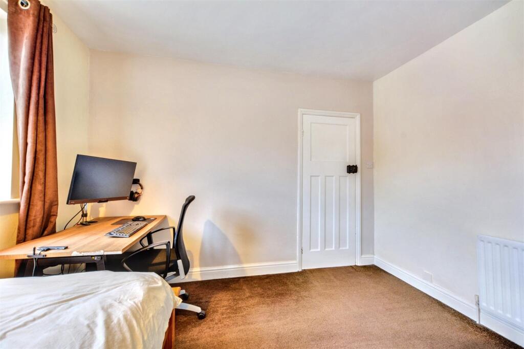 Bedroom 2_1.jpeg