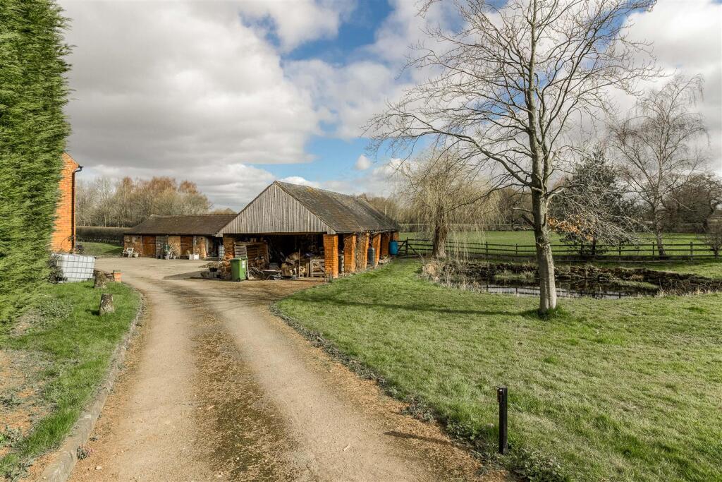 Hipsley Lane, Hurley