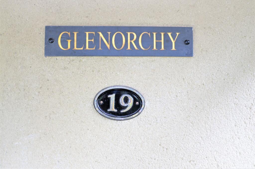 19 Landunvez Place