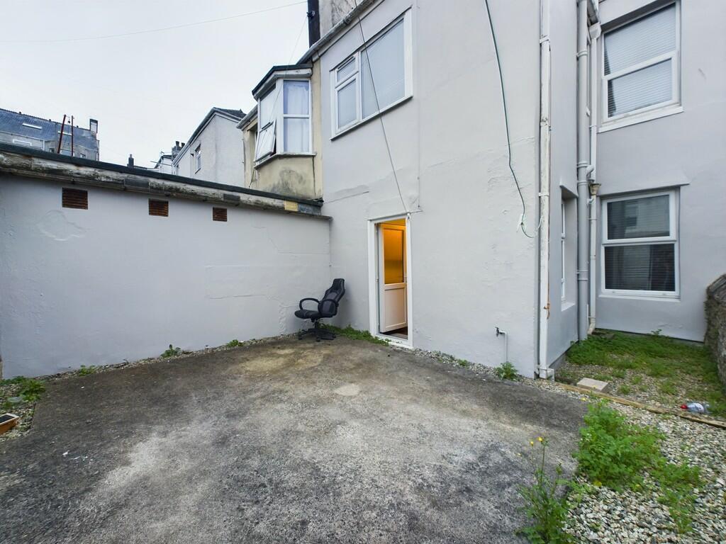 CAM03974G0-PR0066...