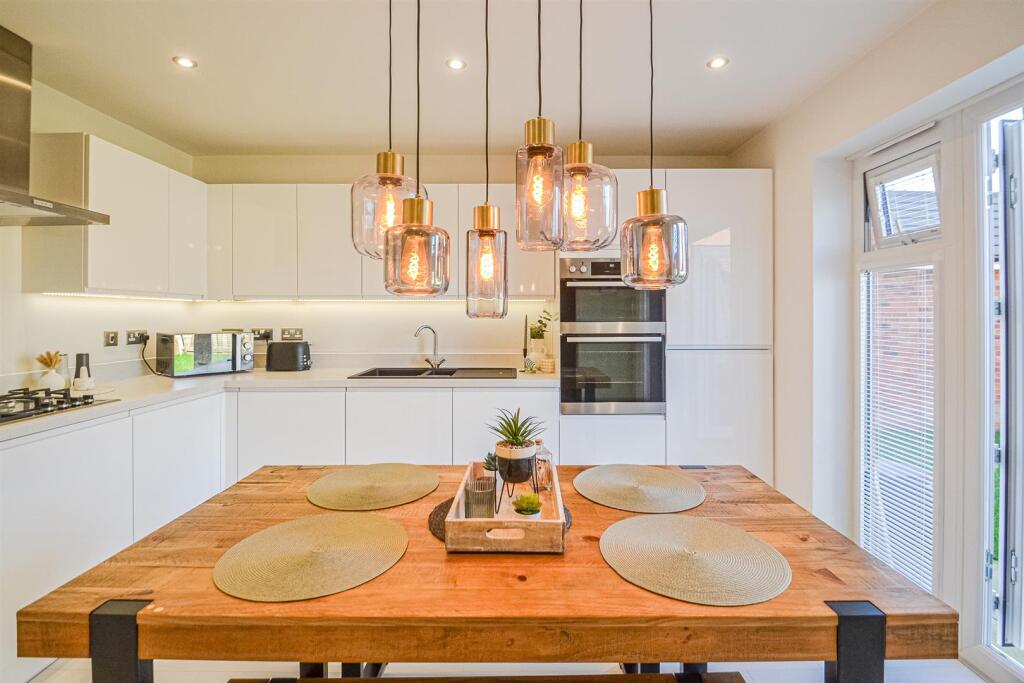 Dining Kitchen