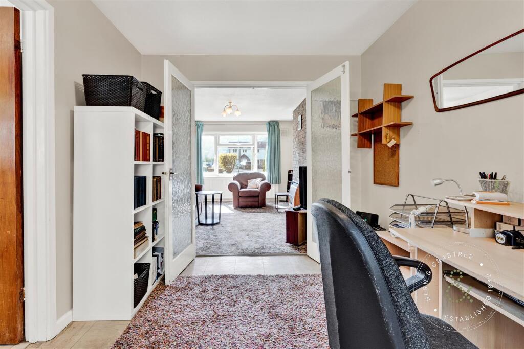 Rhiwr ddar, hern crabtree (6).jpg