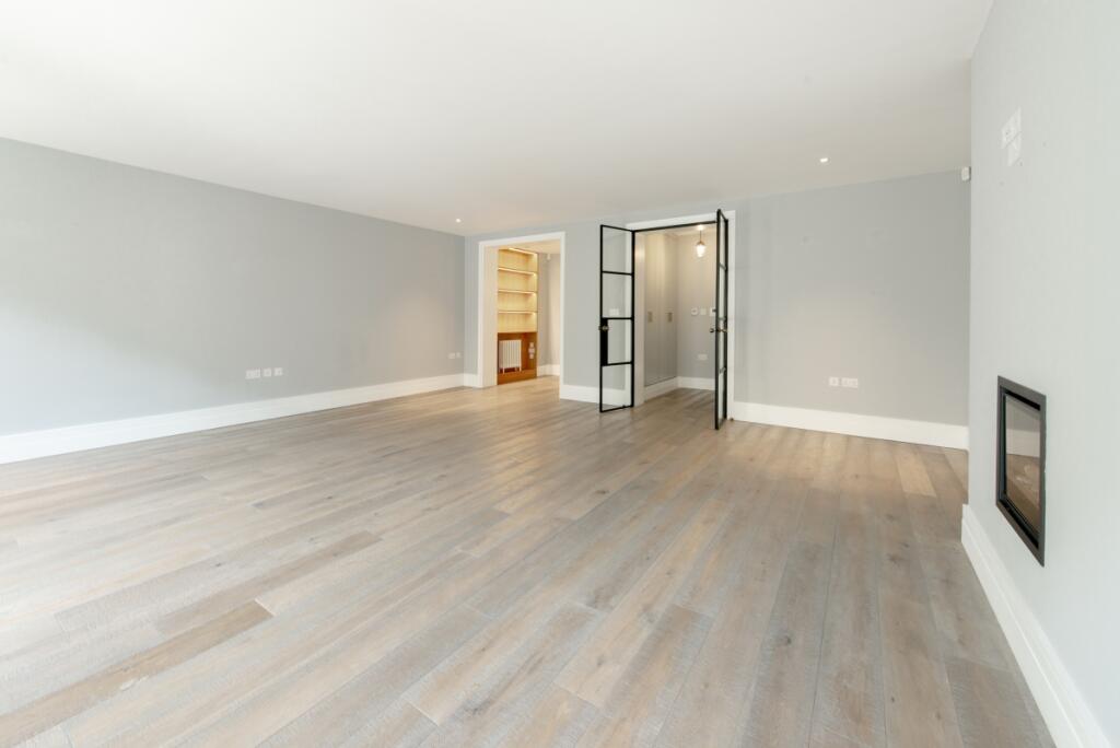 Clabon Mews 