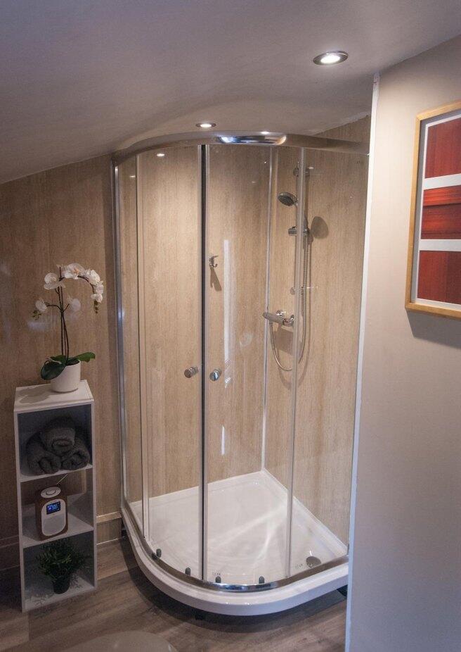 henshall-street-ch1-4hq-913973