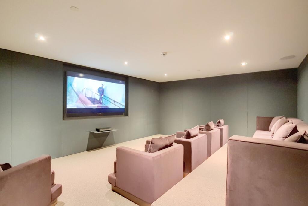 12_Cinema_1