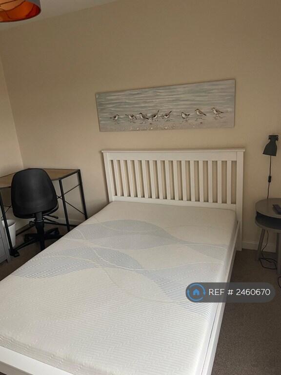 Double Bedroom