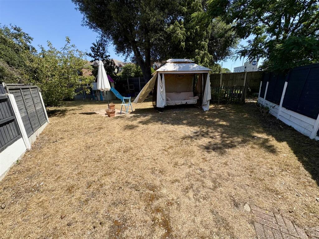 front garden2.jpg